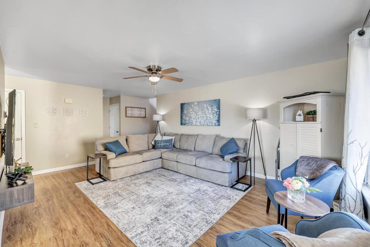 Serene 3 Bedroom Home, Nrm, Wi-Fi, Parking, Queen Bed De Pere ภายนอก รูปภาพ